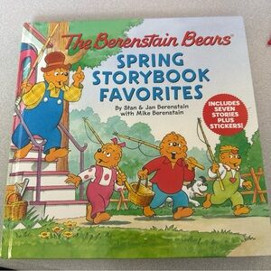The Berenstain Bears spring storybook favorites- 7 stories plus stickers